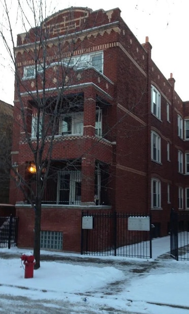 Building Photo - 856 N Mozart St Unit 3R