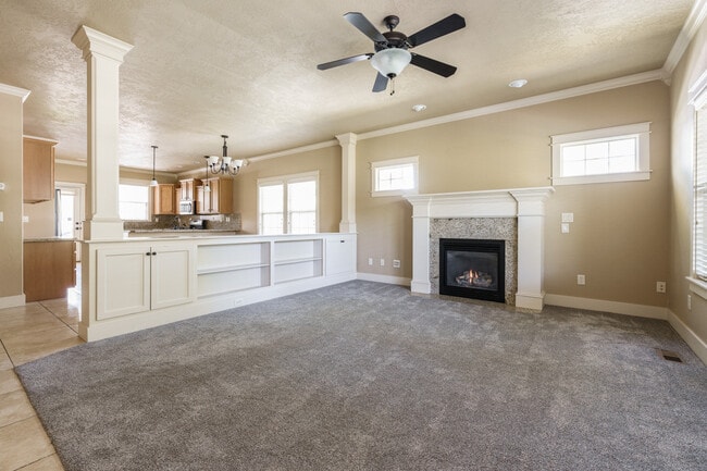 Photo - 994 E Winding Creek Dr