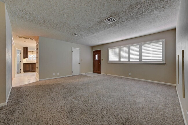 Photo - 1202 Benson Dr