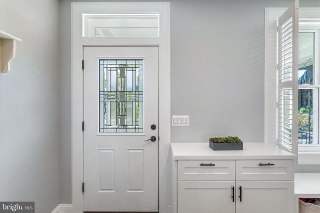 Photo - 315 Upshur St NW