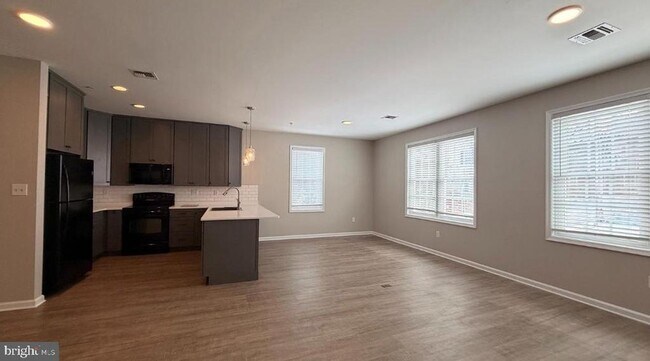 Photo - 134 Bridge St Unit 201