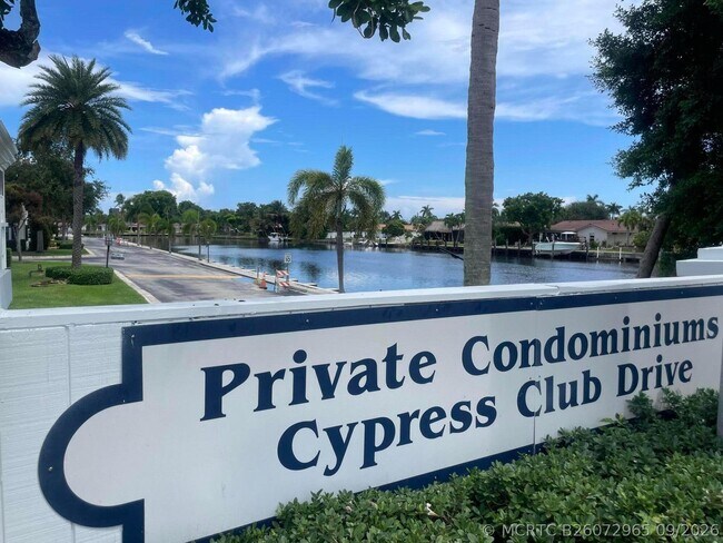 Building Photo - 170 Cypress Club Dr Unit 730