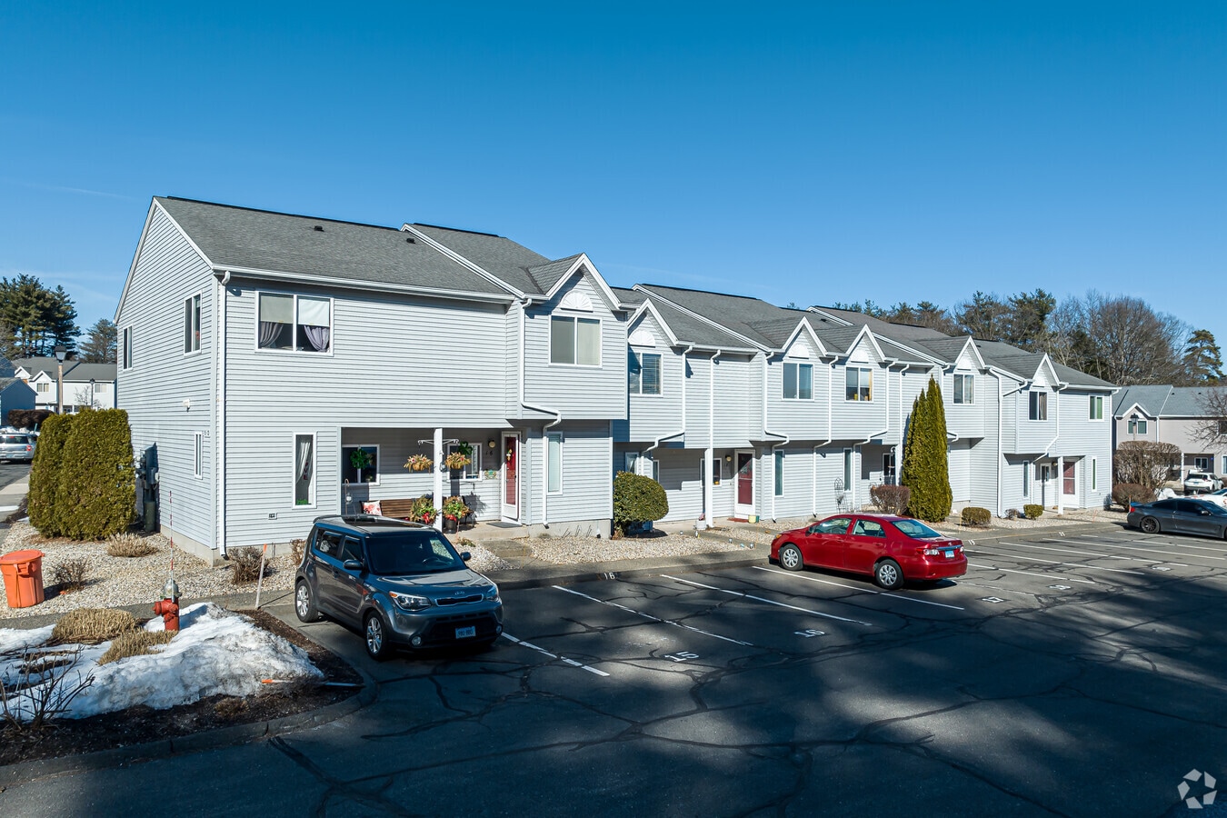 Pond Ridge Condominiums - Pond Ridge Condominiums