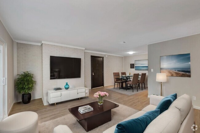 Building Photo - 43Hundred at Batavia - Newly Renovated 2 B... Unit 4304-03 Rental