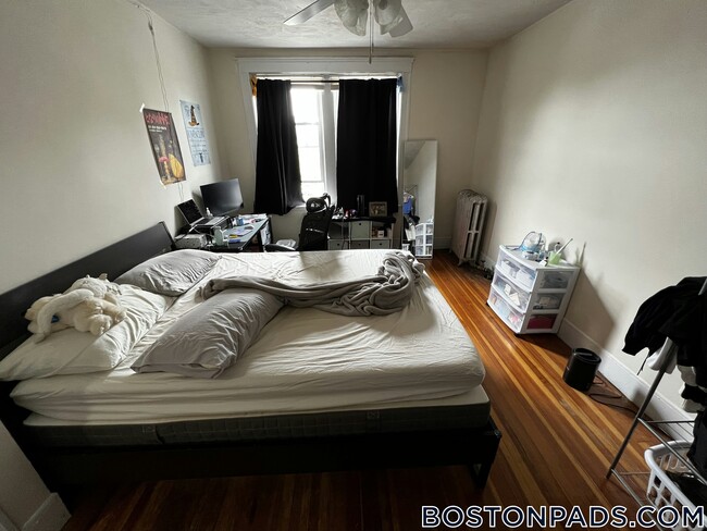 Photo - 512 Cambridge St Unit 4