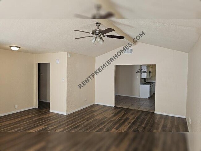 Photo - 5023 Fitzwater Dr