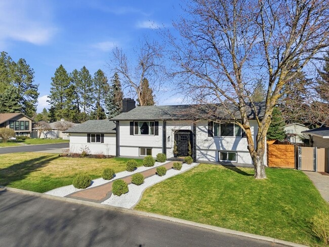 Building Photo - Stunning Fully Renovated 4BR + Bonus on Spokane's South Hill - Chef's Kitchen, 2-Car Garage & Bac...