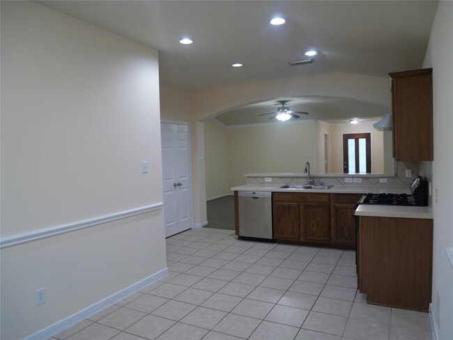 Photo - 2726 Heatherwind Ln