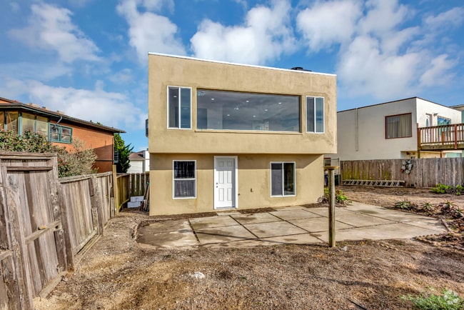 Building Photo - LOWER FLOOR of Fantastic Coastal Californi... Rental