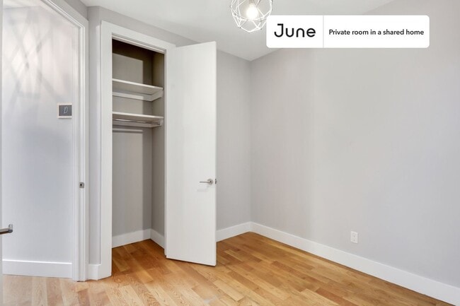 Photo - Room in Shared 5 bed/2.5 bath home Unit D