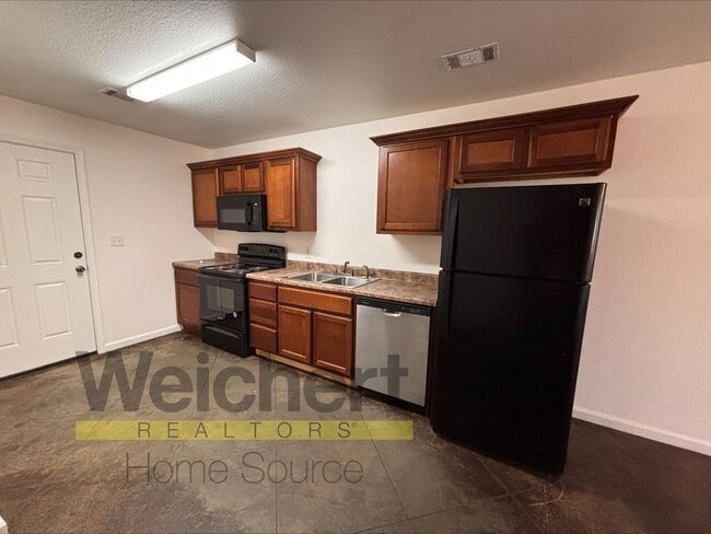 Photo - 612 N 5th St Unit 612C