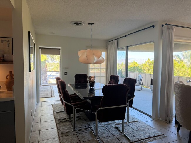 Photo - UNFURNISHED, Rimcrest Mid Modern, Long Term