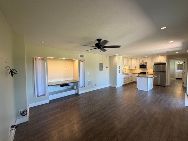 Photo - Nicely remodeled 1 bedroom Suite, All utilities paid + WiFi