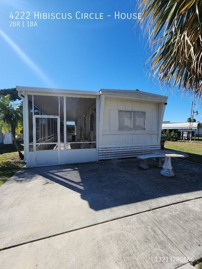 Beautiful 2/1 Mobile Home in West Palm Beach - Beautiful 2/1 Mobile Home in West Palm Beach Unidad House