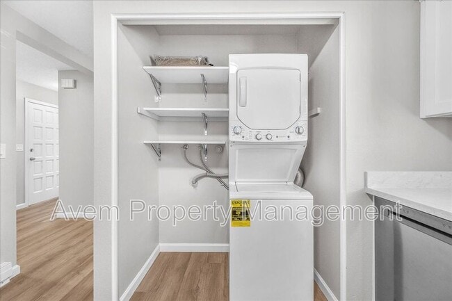 Photo - 4909 SE 71st Ave