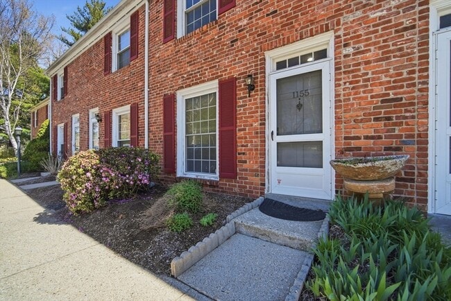 Photo - 1155 Dickinson St Unit 1155