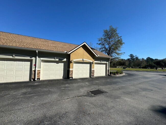 Photo - 8539 Gate Pkwy W