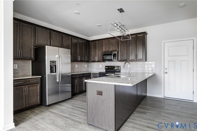Photo - 713 McCormick Farm Dr