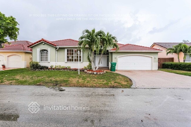 Building Photo - 16035 SW 109th St Rental