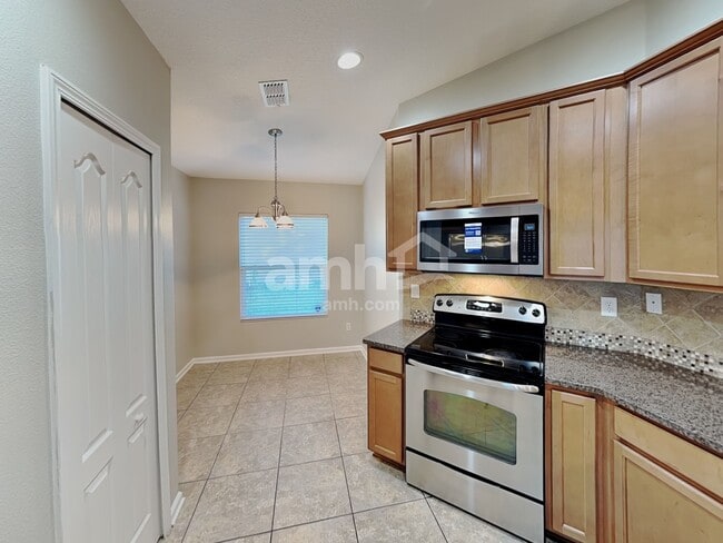 Photo - 216 W Jayce Wy