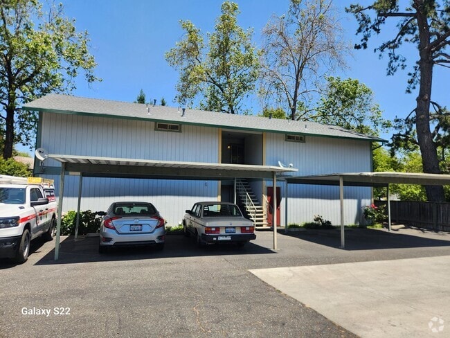 Building Photo - 828 Carlita Cir Unit C Rental