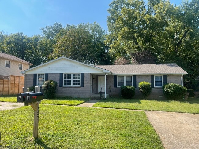 Building Photo - 637 Huntington Ridge Dr Rental
