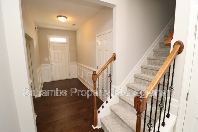 Photo - 84 Fairview St