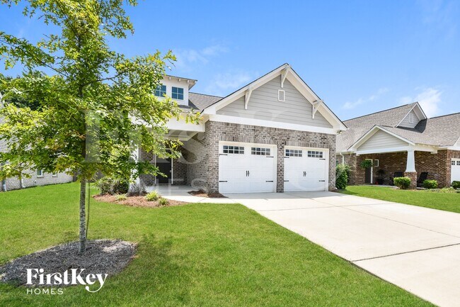 1410 Woodridge Pl