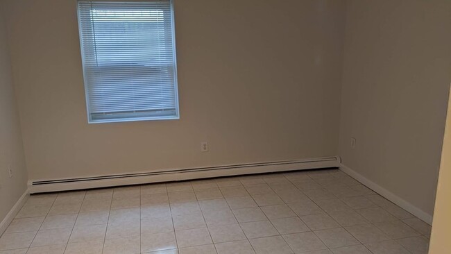 Photo - 127 Kilsyth Rd Apartment Unit #1