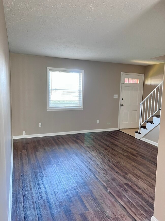 Photo - 309 N Marshall Ave Unit 16