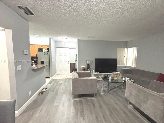 Photo - 3859 Coral Tree Cir Unit 308