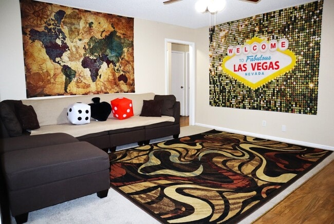 Photo - 7227 Empress Dr