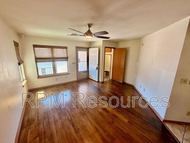 4508 N Asbury Ave