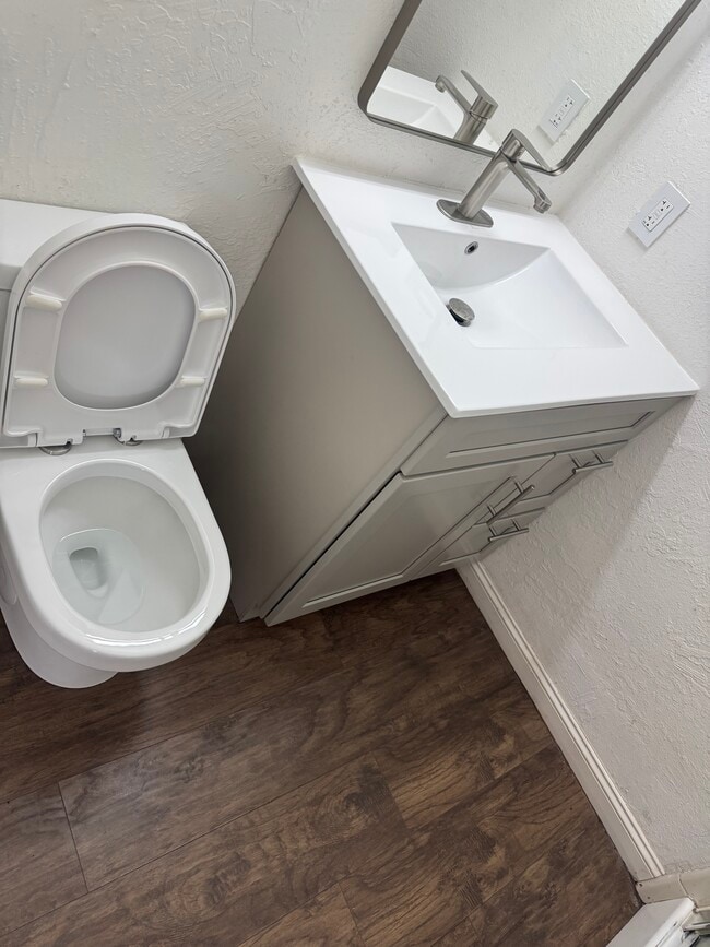 Photo - 9527 Kelley Dr Unit 9527