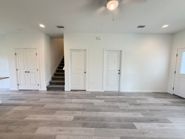 Photo - 5353 Vista Lago Dr