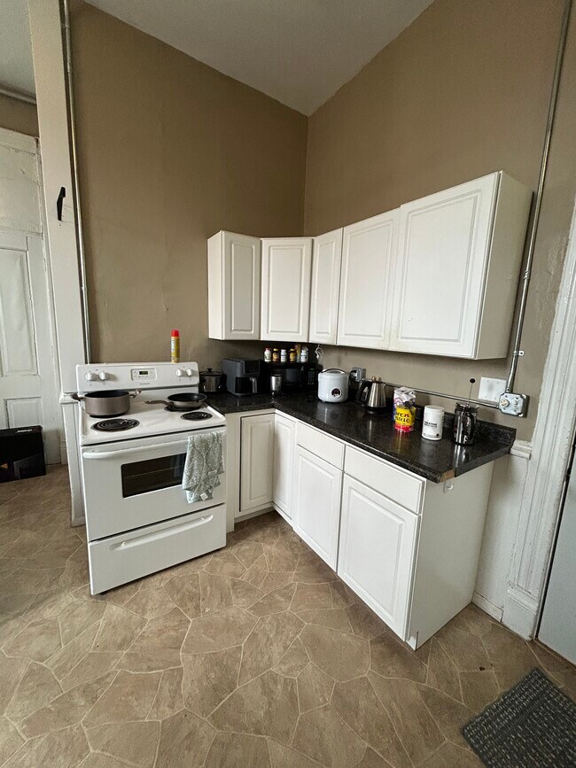 Photo - 329 N Riverfront Dr Unit 1