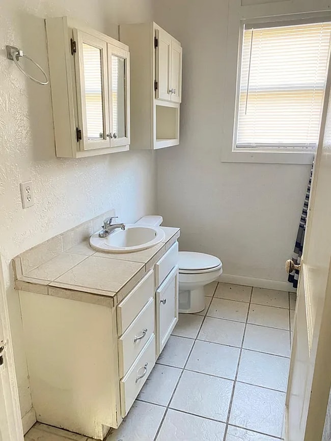 Photo - 2550 Pierce St