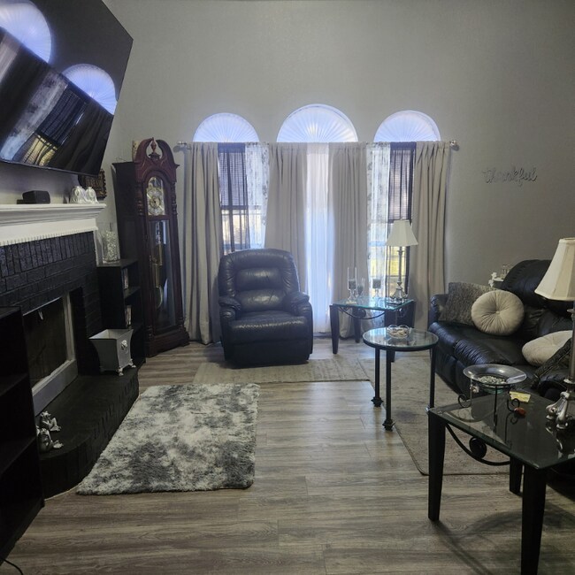 Photo - 1447 N Boston Ave