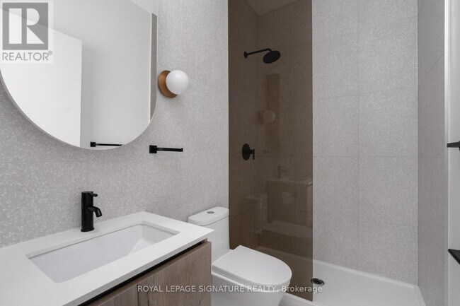 Photo - 2625 Dundas St W Unité 803