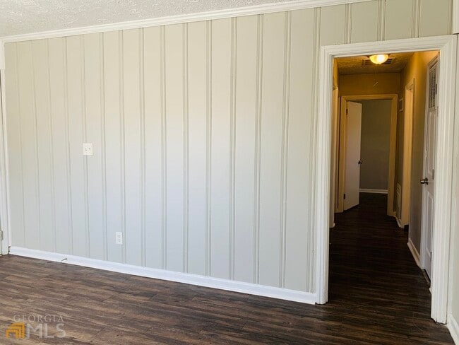 Photo - 6102 E Fayetteville Dr