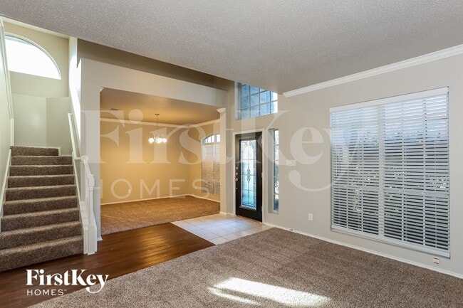 Photo - 7601 Southbridge Ln