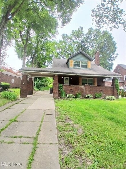 Photo - 711 Anoka Ln House