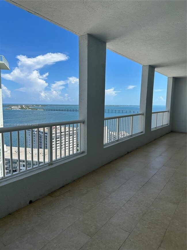 Building Photo - 170 SE 14th St Unit 2604 Rental