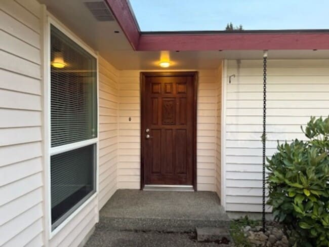 Building Photo - Brigham, J (4209/4211) Unit 4211 Rental
