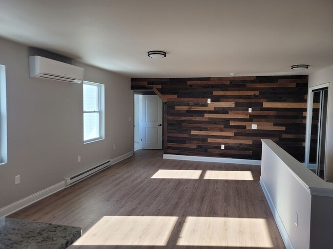 Photo - 2006 Washington Ave