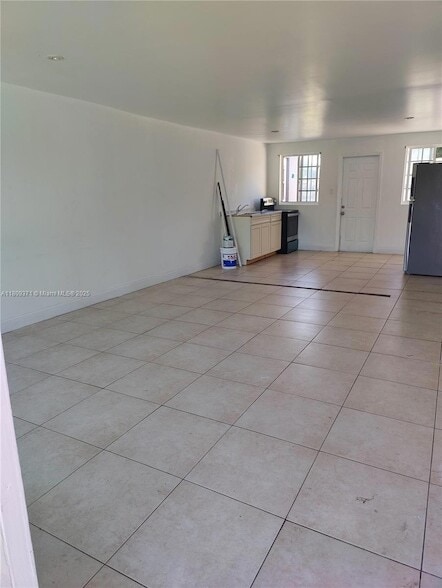 Photo - 2413 Harding St