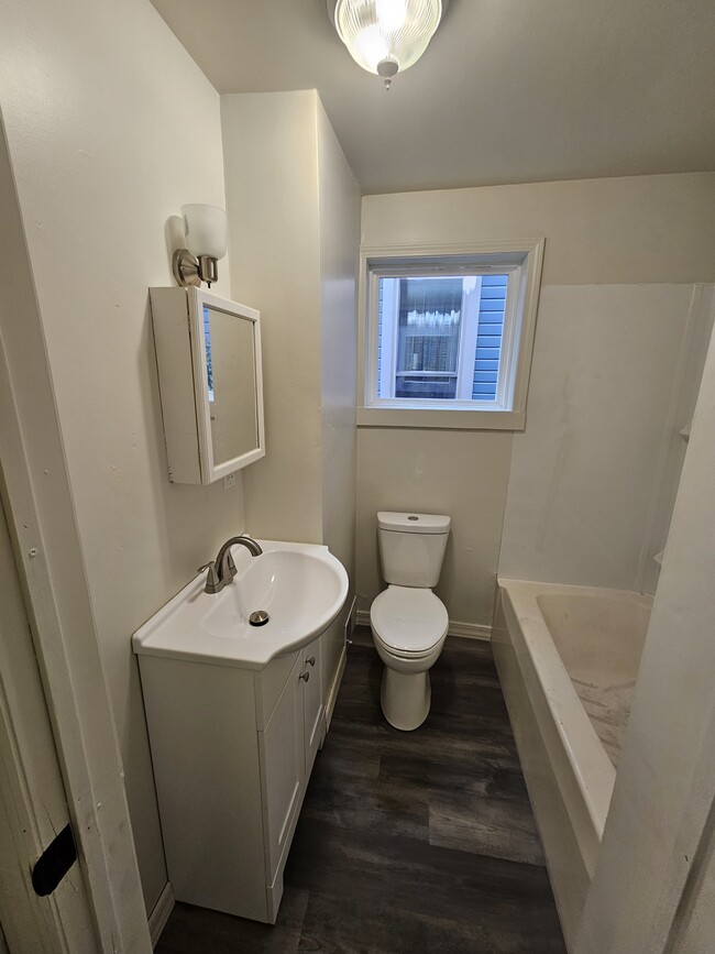 Photo - 1327 8th ave