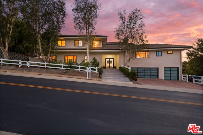 Photo - 53 Saddlebow Rd