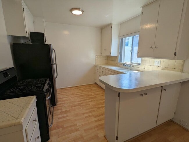 Photo - 3408 Mentone Ave Unidad 5