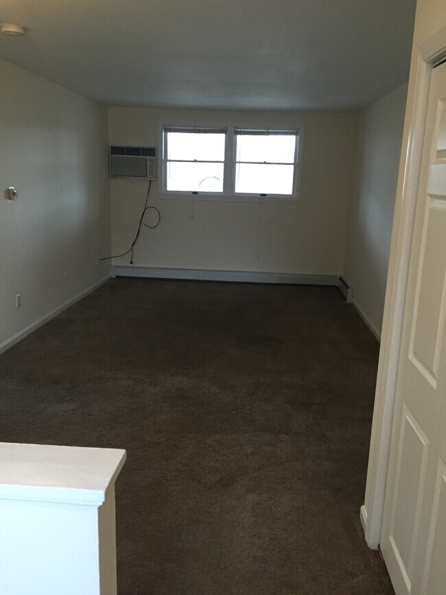 17 Glenwood Ave